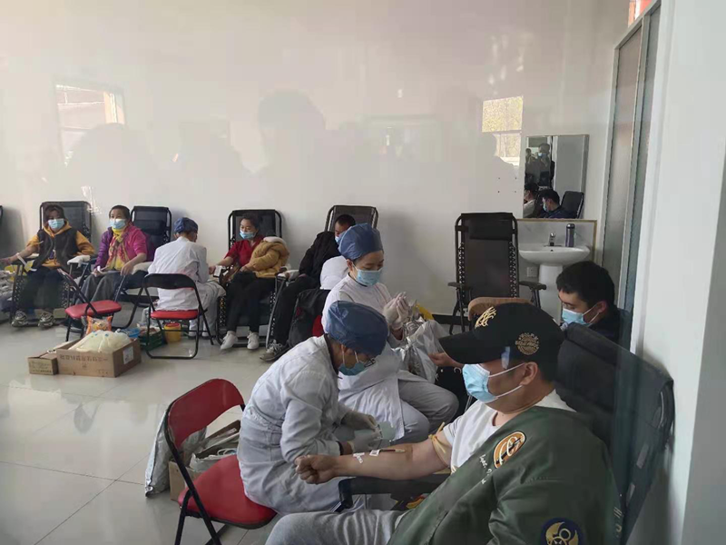 驻房山区中央市属厂矿单位开展无偿献血活动