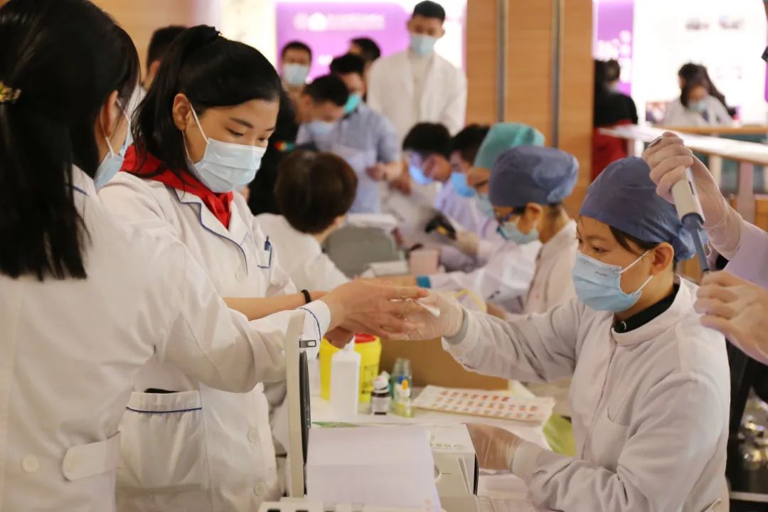 北京清华长庚医院丨为爱献血，“医”不容辞