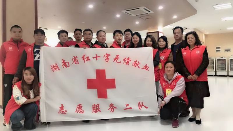 恕我直言，你压根没发现人群中有个他