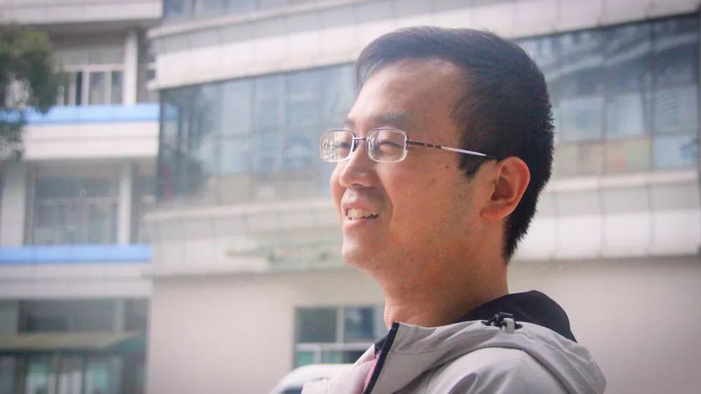 吕广仁:闪光的热血青春