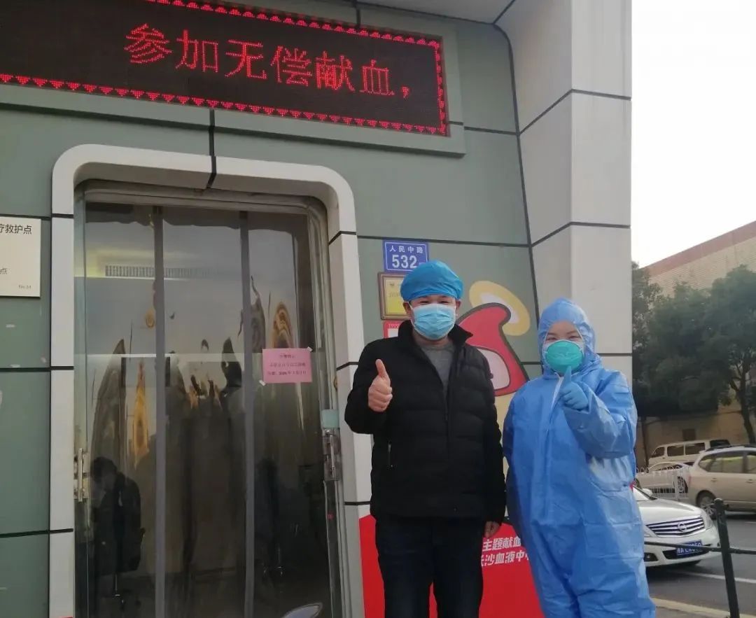 热血女神，战疫玫瑰