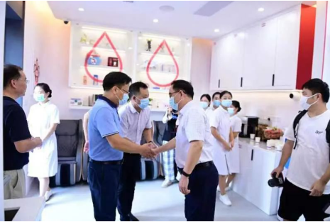 湘雅门口的网红打卡点~智慧化献血屋带来新体验
