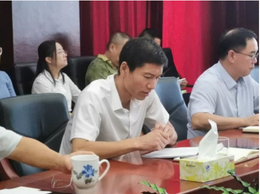 长沙血液中心召开改进工作作风、规范服务行为专题部署会暨中层干部集体廉政谈话会
