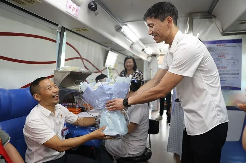 热血传递爱心 湖南结防青年积极参与无偿献血