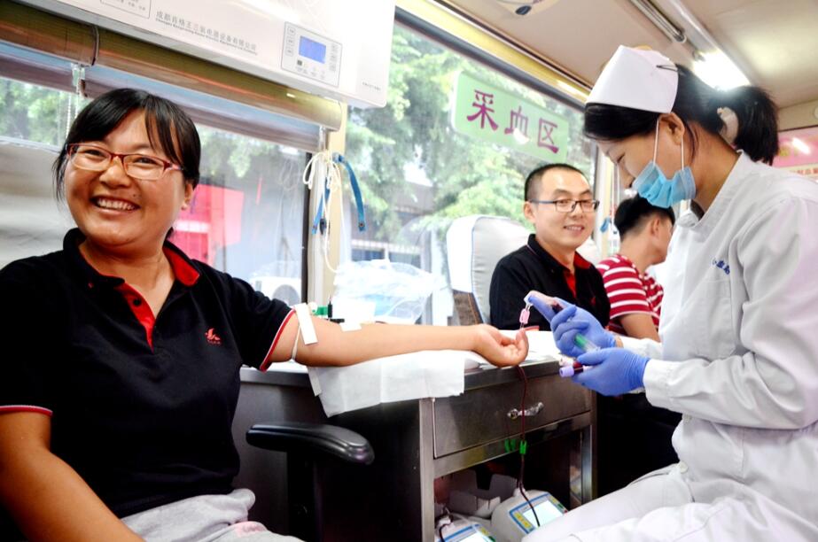 “利奇马”台风来临前夕 山东旭东园林市政公司员工组织应急献血