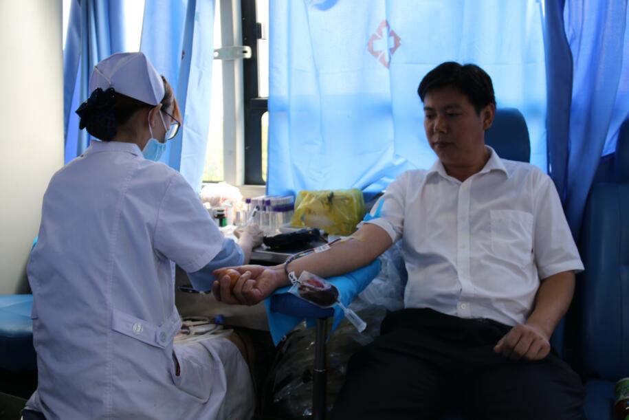 为生命护航！近400名江西“空中卫士”集体献血
