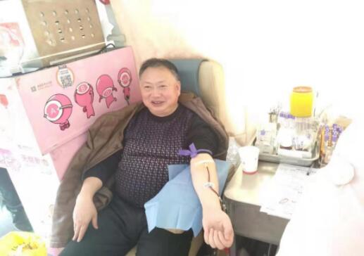 安康镇坪县爱心献血的领头人——卫健局长陈俊才