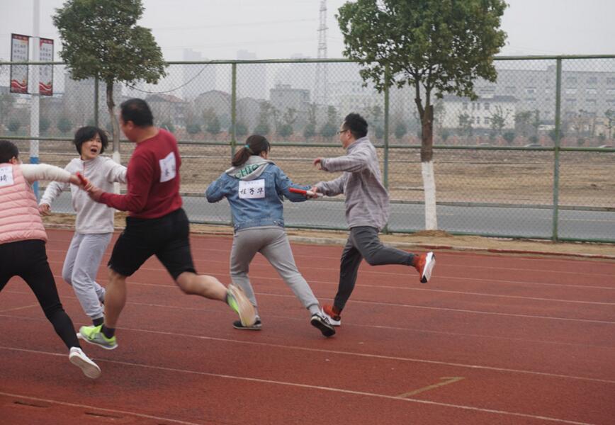 江西省血液中心举办“快乐工作，幸福生活”全体职工趣味运动会