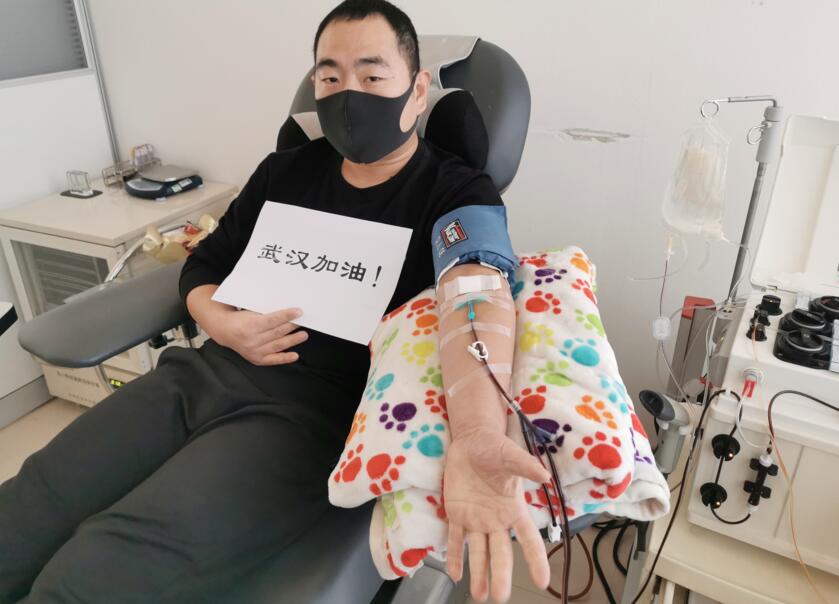 疫情防控当下  上海闵行社会各界为爱逆行、撸袖献血为生命续航