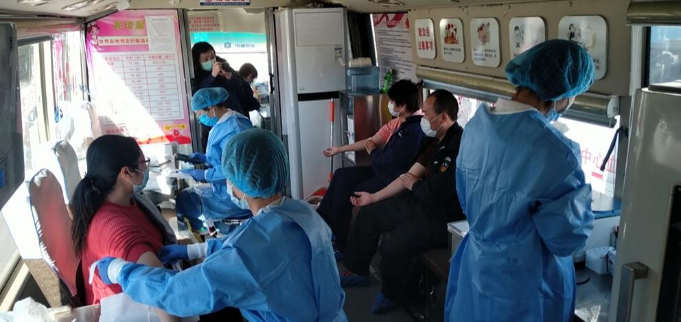 山东华鸿化工有限公司114名职工疫情防控期间参加团体应急献血