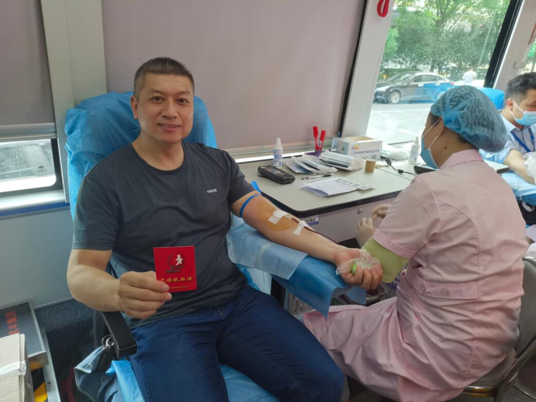 这家郴州本土爱心企业以无偿献血的方式庆祝建党百年