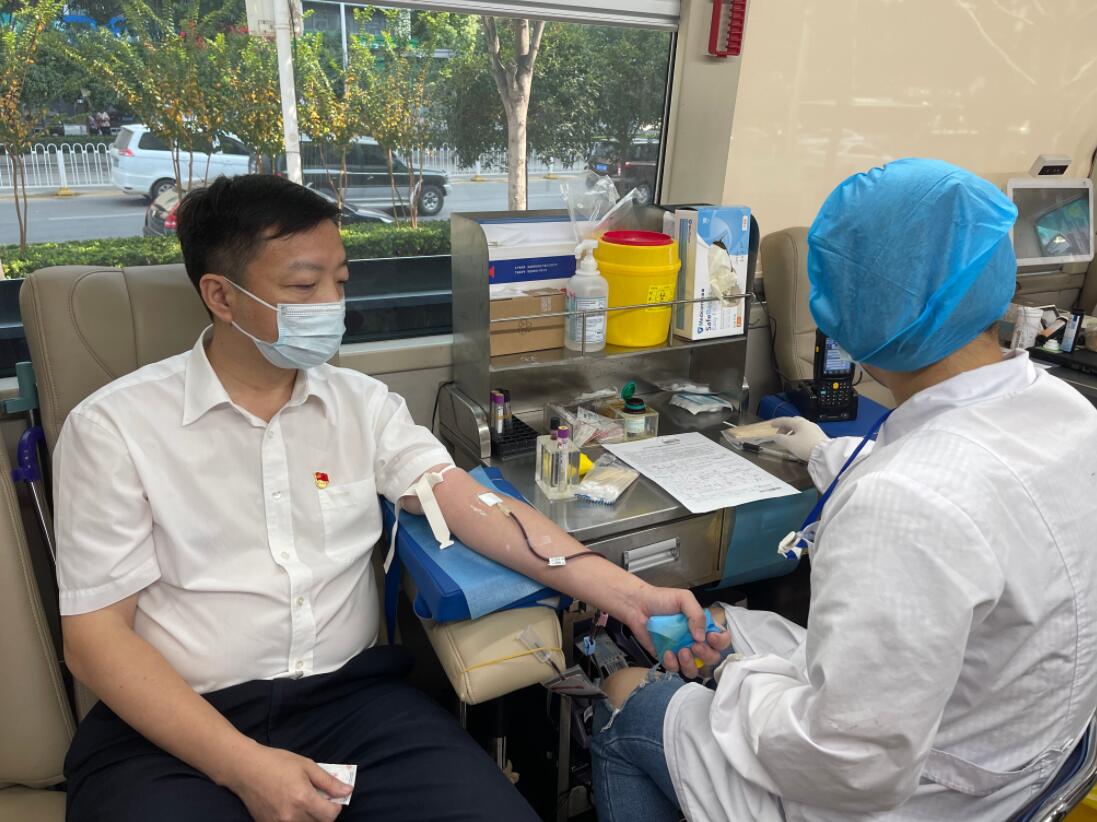 300余名物业人从武汉三镇赶来献血，爱心助力“双节”团圆