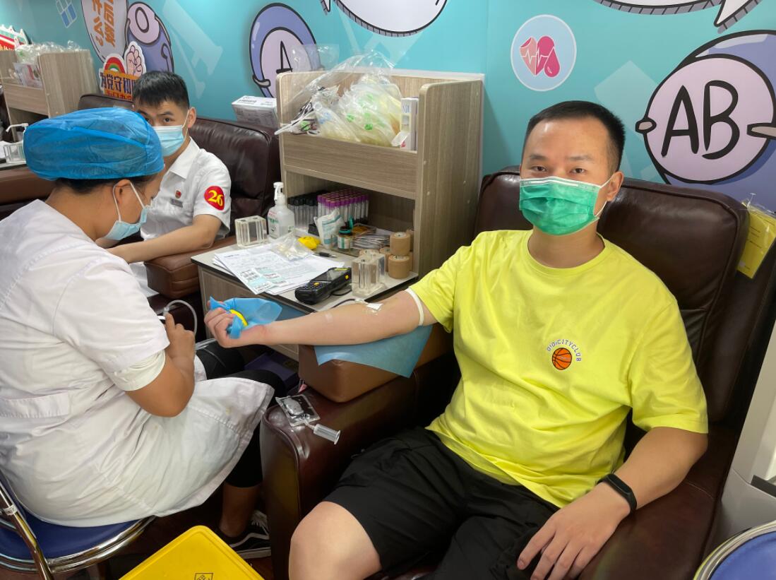 300余名物业人从武汉三镇赶来献血，爱心助力“双节”团圆