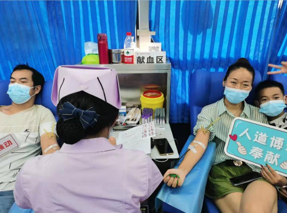 永州：国庆长假400多名爱心市民献血近15万毫升