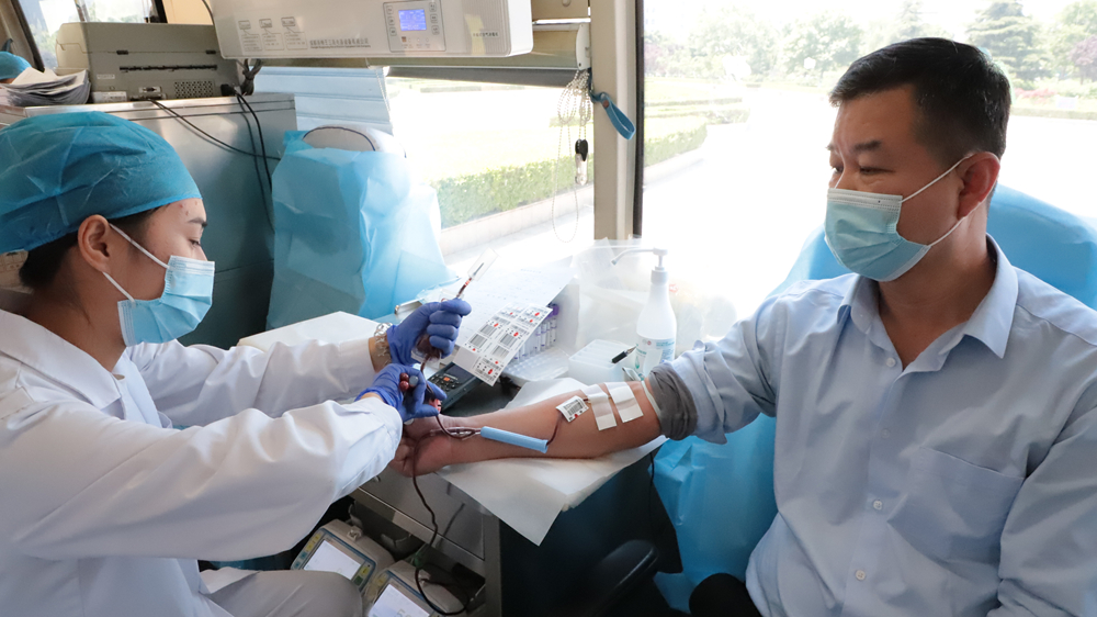 泰安市岱岳区2300名干部职工团体应急献血67万毫升