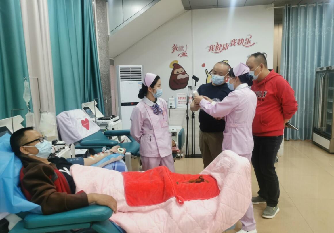 省血液安全技术核查工作组莅临永州市中心血站进行专项检查
