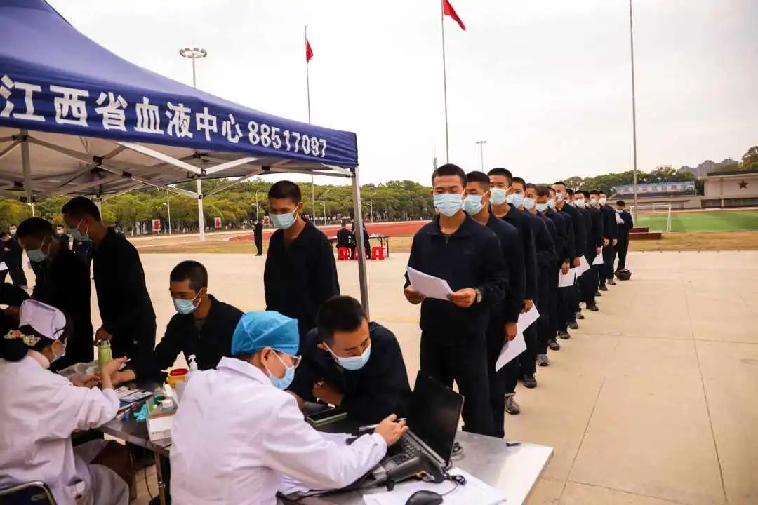 江西中国人民解放军陆军步兵学院：801份爱的传递，献血277800毫升！