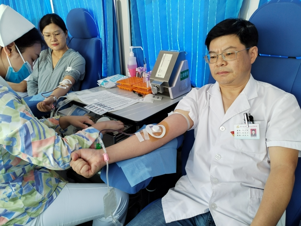 小镇大爱，情满大彭——徐州大彭镇卫生院组织开展无偿献血活动