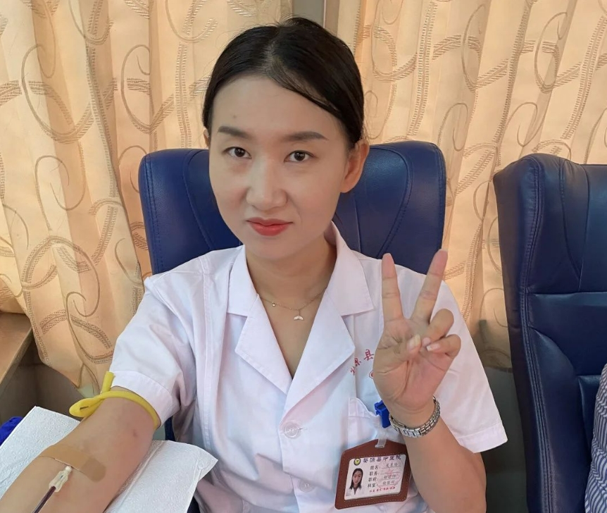 上饶婺源县中医院组织献血为生命接力