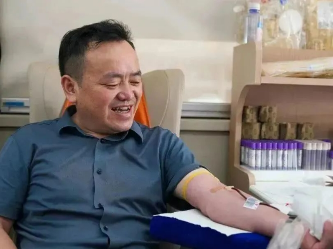 “捐献血液，分享生命” 上饶弋阳县开展团体无偿献血活动