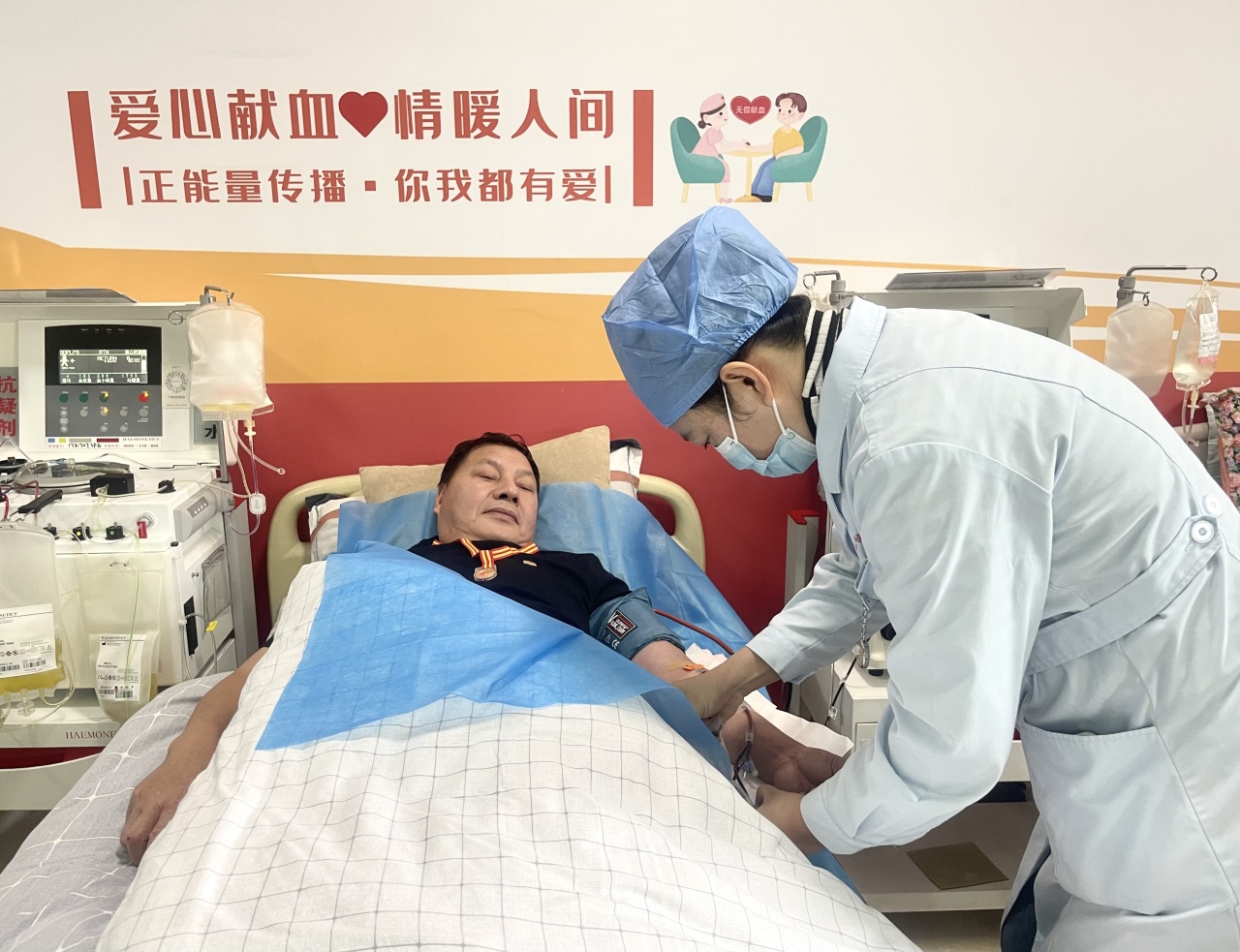 【献血人物】上饶杨细尧献血136次--他说：救人很快乐！