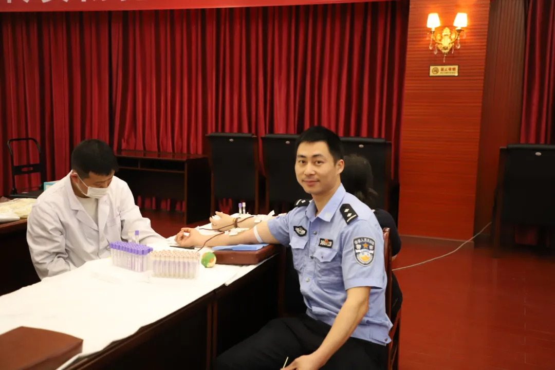 热血凝聚警营正能量——南昌监狱组织开展无偿献血活动