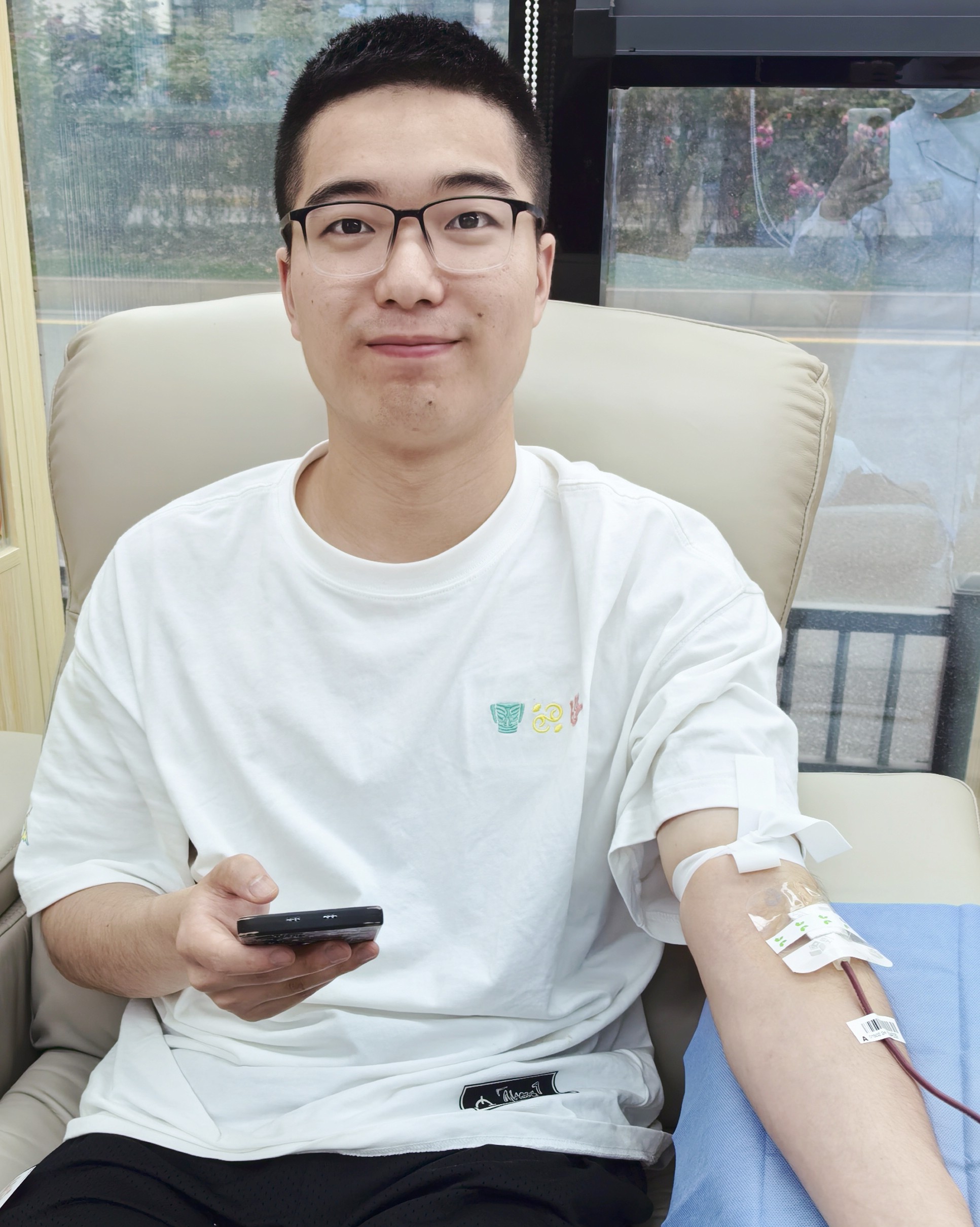 无偿献血 传递生命力