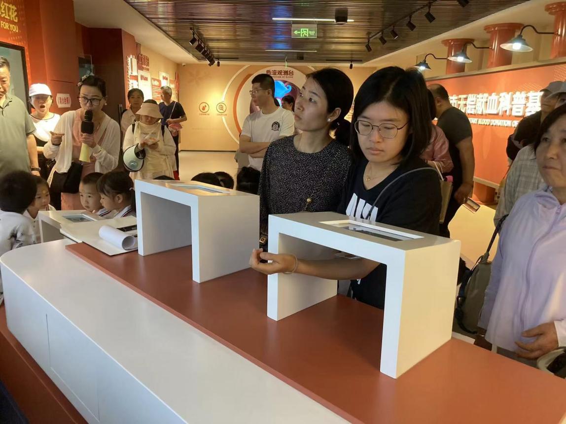 市第二实验幼儿园小朋友走进市中心血站探索血液“奥秘”