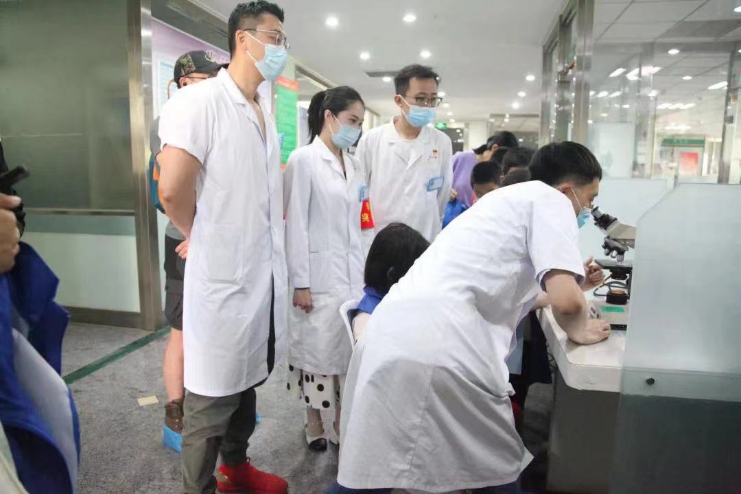 【聚焦6.14】血液中心开放日，小记者探寻一袋血的历程
