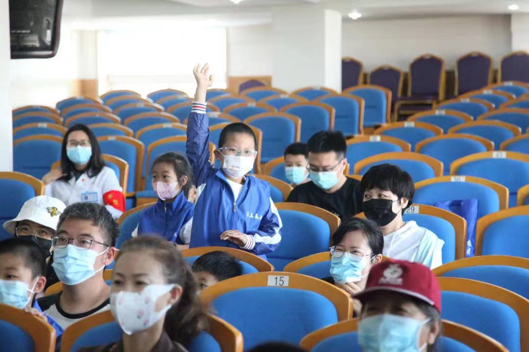 【聚焦6.14】血液中心开放日，小记者探寻一袋血的历程