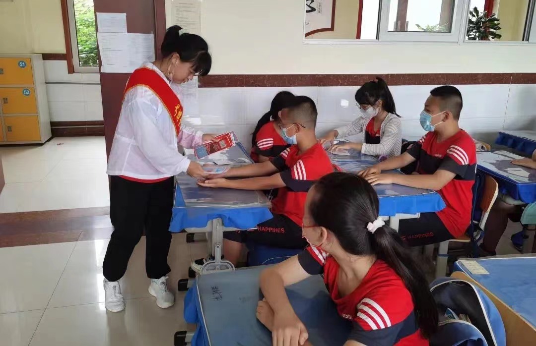 【聚焦6·14】无偿献血后继有人——大连市无偿献血青少年宣传队在行动