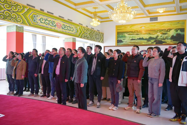 中心动态 | 聚力振兴，见证辉煌，决胜有我——市血液中心党委组织开展主题党日活动