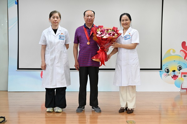 市血液中心开展庆祝中国共产党成立105周年系列活动