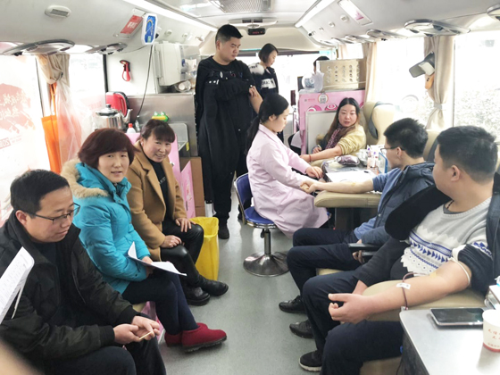 “温暖冬季”汉阴县双乳镇开展无偿献血活动