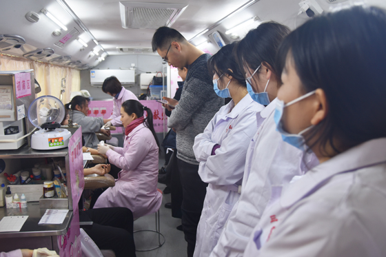 与我们一起成为生命的守护者 ——水电三局职工医院积极参与“温暖冬季”无偿献血系列活动