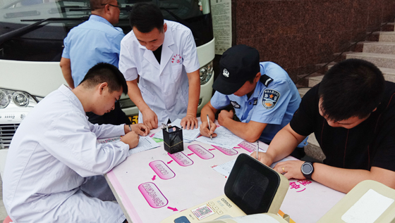 敬佑生命 甘于奉献 医者仁心让爱涌动 ——安康市中心医院积极组织无偿献血活动