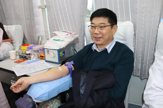 无私的爱让冬日更暖——旬阳县医院积极参与冬季应急献血活动