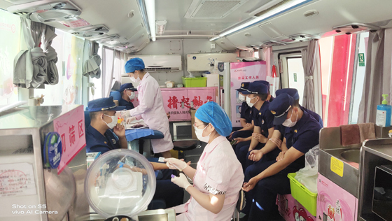 热血“火焰蓝” 丨镇坪县消防救援大队指战员用行动践行爱心