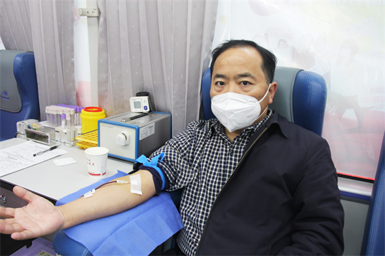 热血奉献 温暖冬季——中共安康市委机关组织开展冬季爱心献血活动