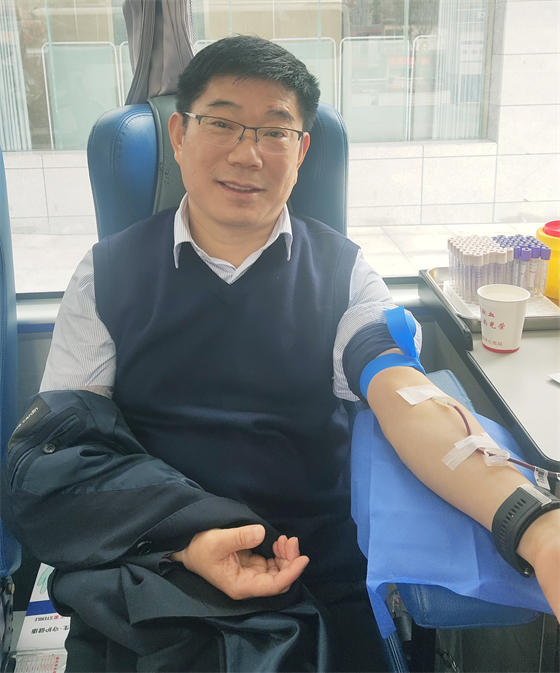 健康所系 生命相托丨旬阳市妇幼保健院党员干部职工积极参与爱心献血活动