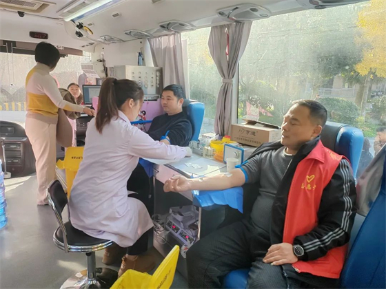 热血让这个冬天不再寒冷丨陕西乐泰物业有限公司开展无偿献血活动