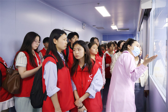 探秘生命银行 见证热血力量|市中心血站联合安康学院开展联谊拓展活动