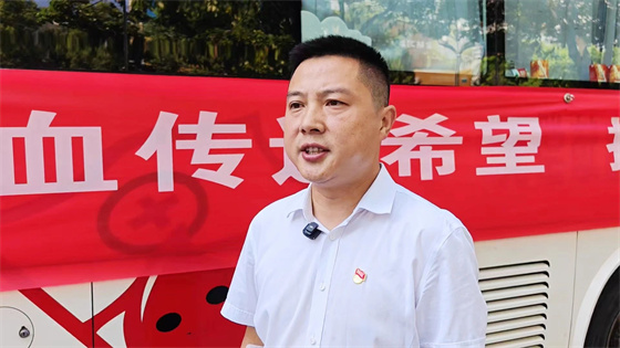 市中心血站联合安康联通汉滨分公司组织开展无偿献血活动