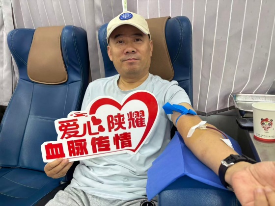 无偿献血榜样的力量 | 胡建 胡军：八年结伴献血 续写“双倍奉献”