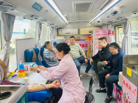 热血映初心 电力暖白河——白河供电局组织开展无偿献血志愿活动