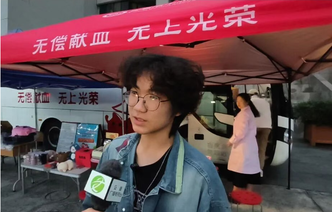 安康学院莘莘学子用青春热血传递城市温暖