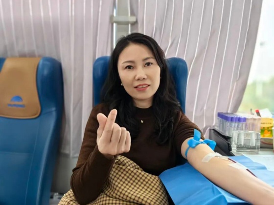 热血同心护安康 | 安康高新区管委会开展无偿献血活动