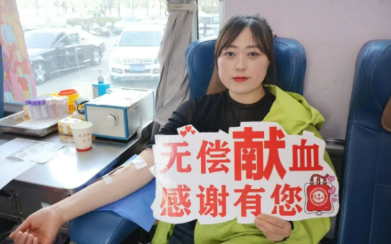 强健体魄献热血 一腔赤诚护生命丨中联美格游泳健身中心开展爱心献血活动