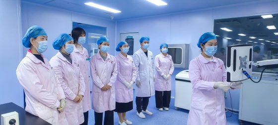 精研操作规程 筑牢质量防线——市中心血站成分制备科开展专项标准操作规程培训