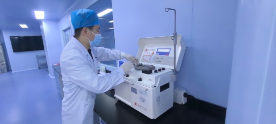 精研操作规程 筑牢质量防线——市中心血站成分制备科开展专项标准操作规程培训